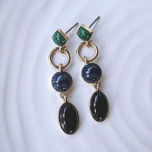 Lot of 2 | Vtg gold tone faux stone earrings - Picture 6 of 13